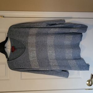 Jennifer Lopez Grey Sweater. V-neck. Women's XL.